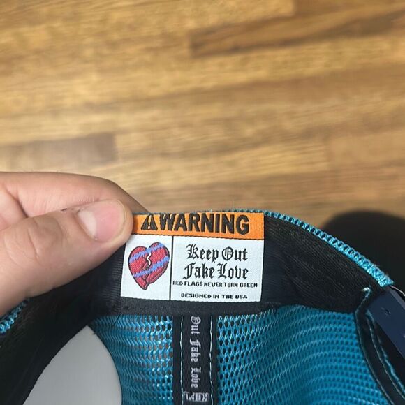 NWT Keep Out Fake Love Mens Blue White By Any Means Mesh Snapback Trucker‎ Cap - Picture 8 of 8